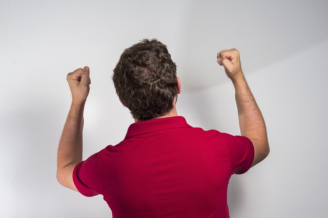 发表现出色 发表现出色