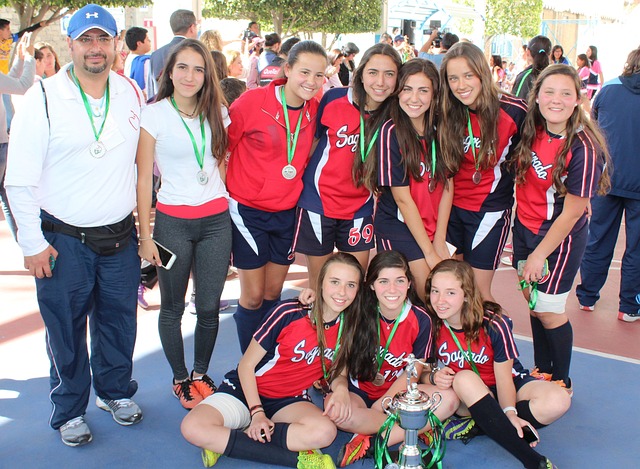 奠定了坚实 奠定了坚实